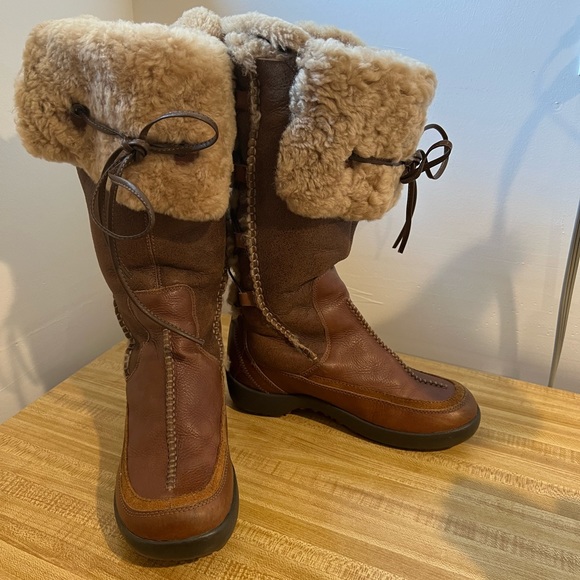 Blondo leather and sheepskin winter boots. - Picture 2 of 8